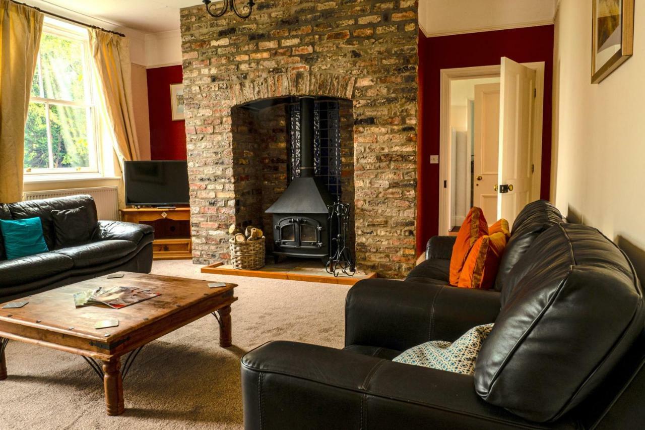 Prince Rupert House At The Red House Estate ヨーク エクステリア 写真