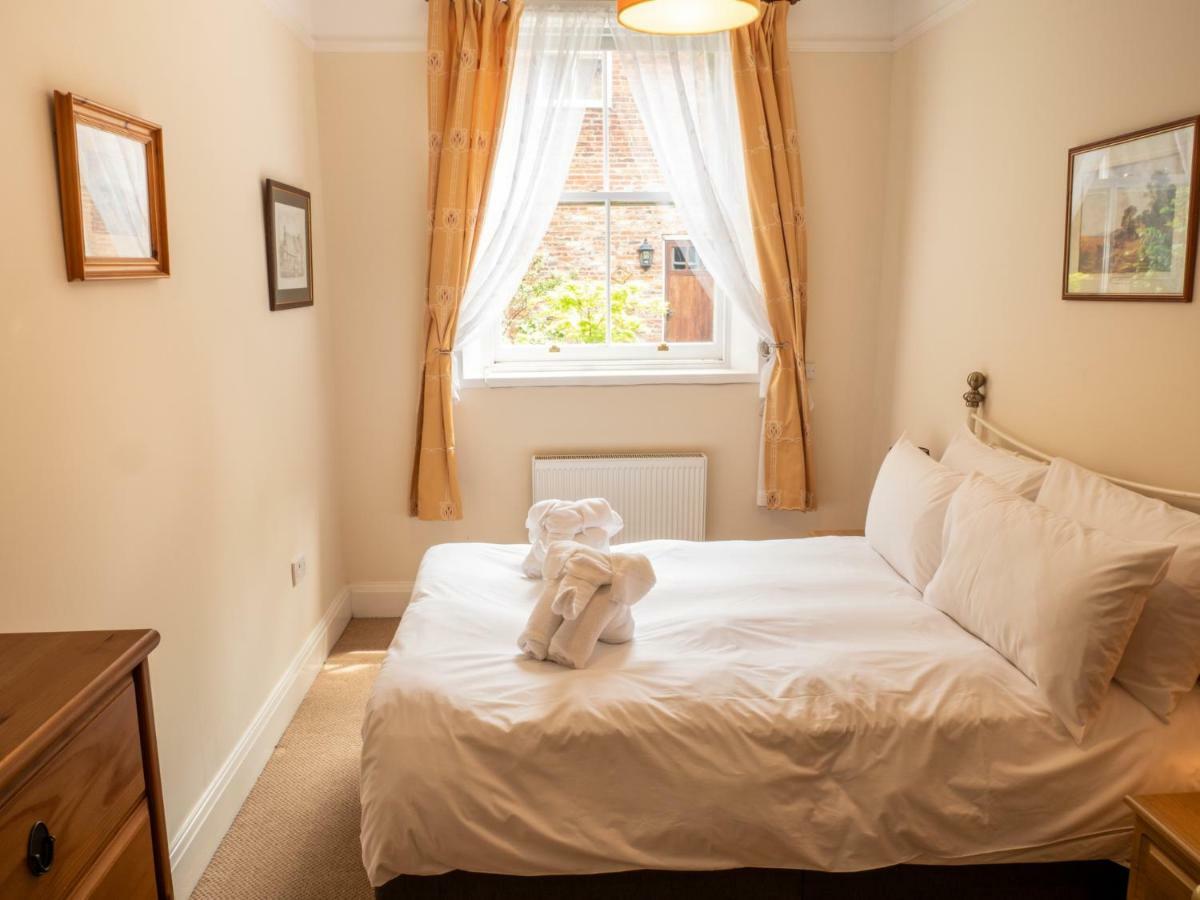 Prince Rupert House At The Red House Estate ヨーク エクステリア 写真